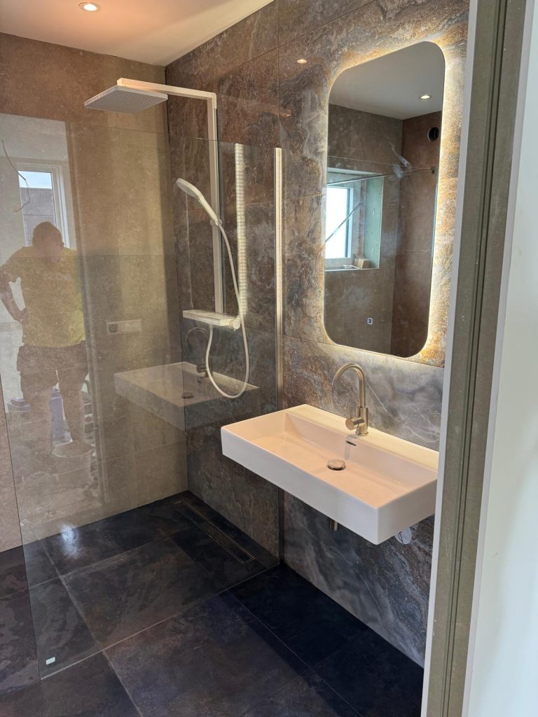 Prachtige badkamer in Woerden